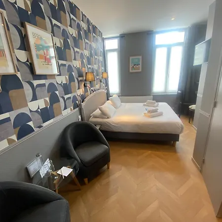 Hotel De 3*