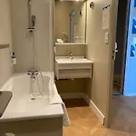 De